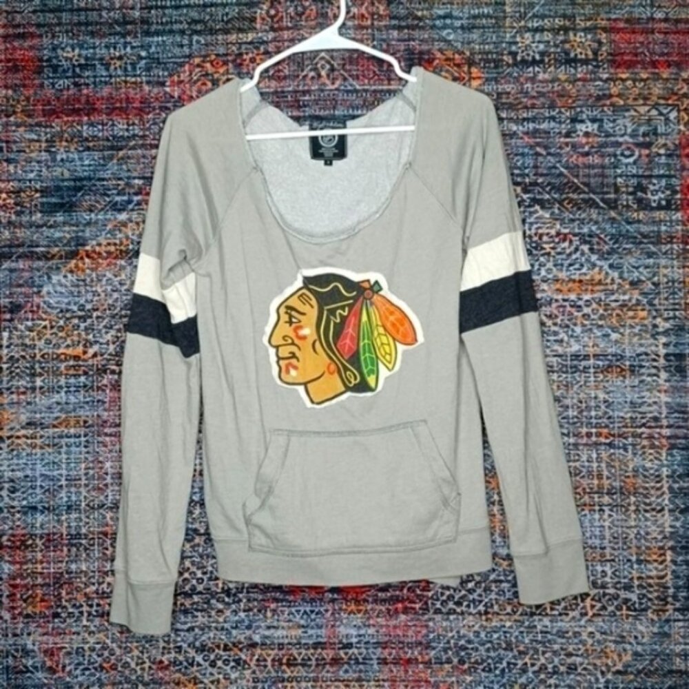 Wright Dikson womens Chicago Blackhawks NHL hockey pouch pocket sweatshirt S EUC